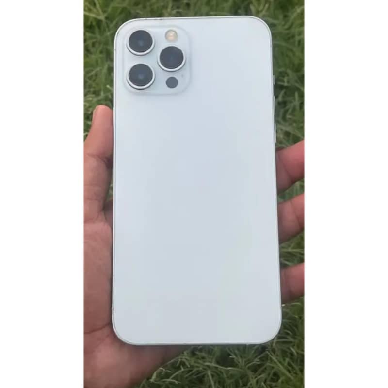 Apple iPhone 12 Pro Max 9
