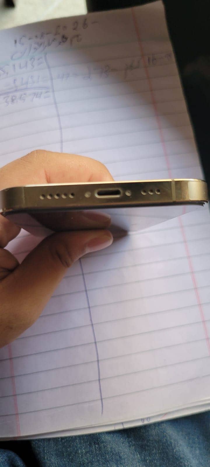 Apple iPhone 13 Pro 2