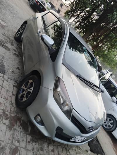 Toyota Vitz 2016