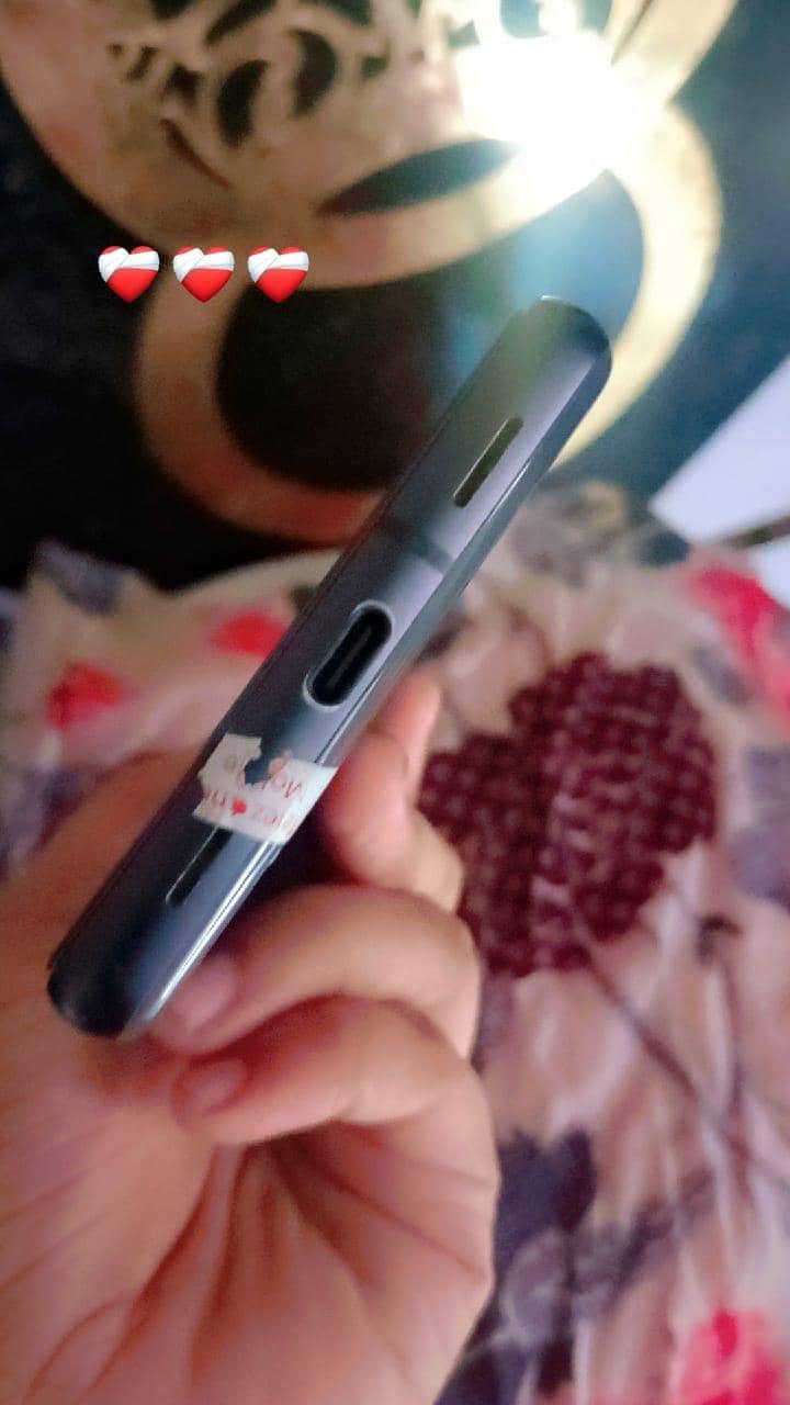 Google Pixel 7a 2