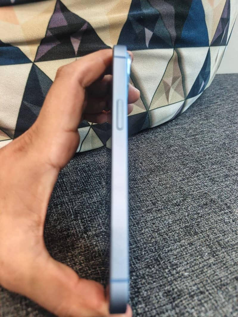 Apple iPhone 14 1