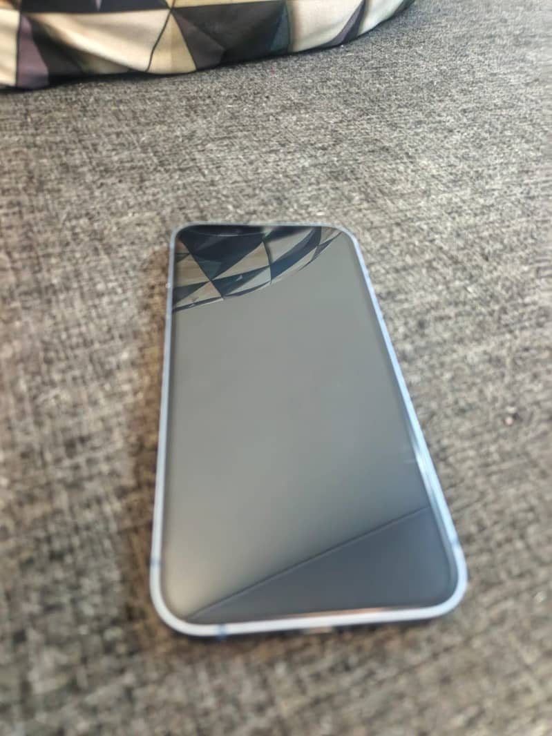 Apple iPhone 14 2