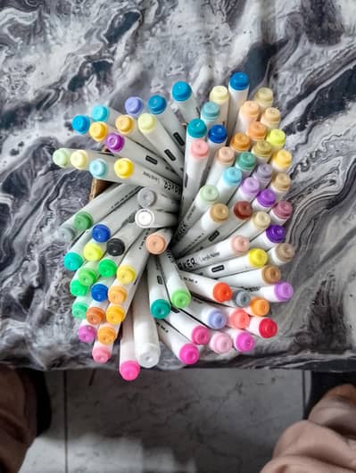 acrylic marker pens and art and craft 80 markers