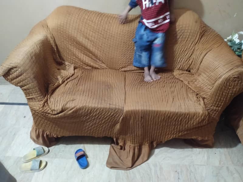 Sofa set 0