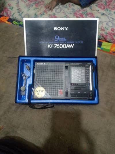 sony radio old icf. 76000aw