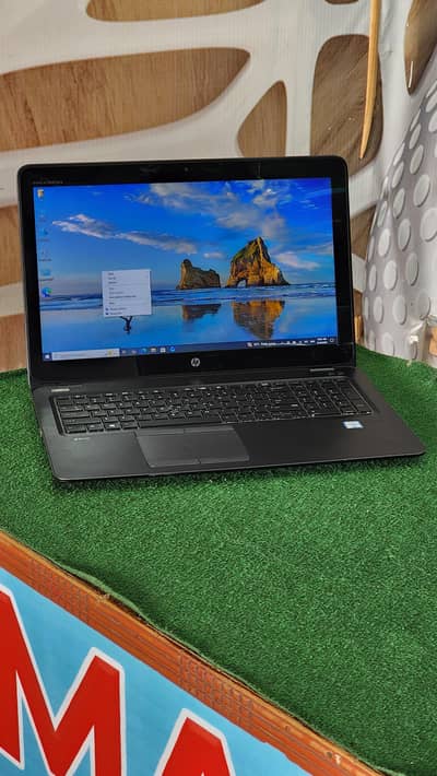 Hp Zbook 15u g3 8gb ram 256GB ssd 2GB dedicated graphics card Laptop