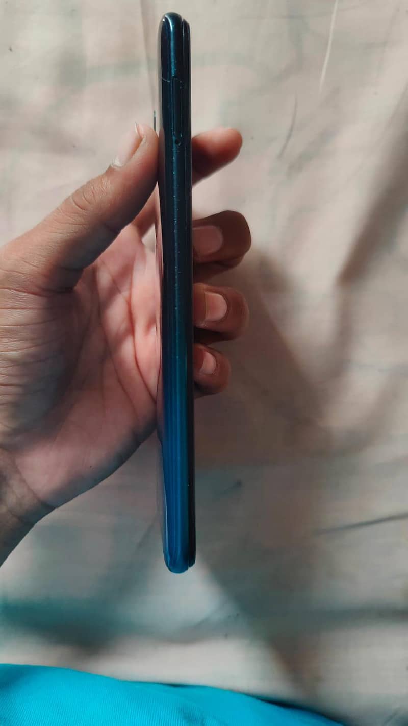 Tecno Spark 5 Pro 4