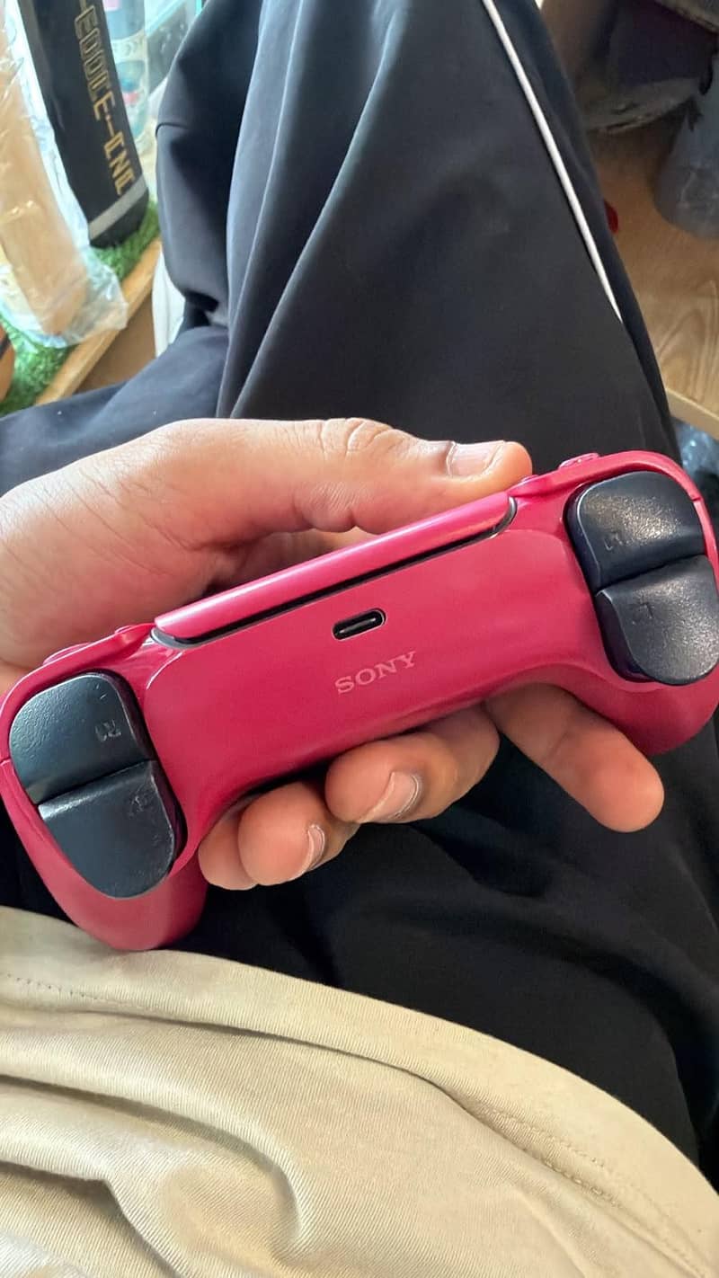 PS5 CONTROLLER RED COLOUR 1
