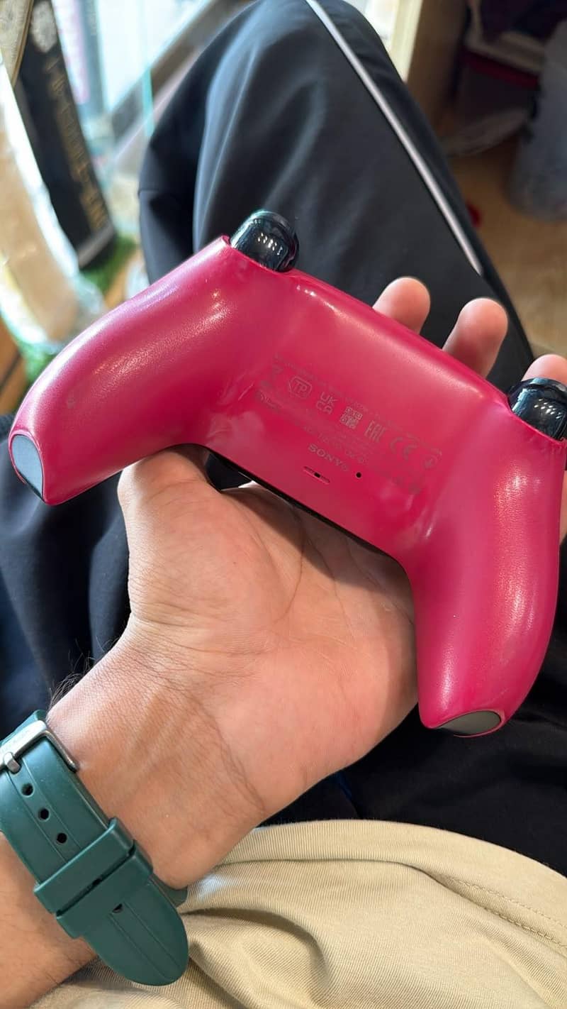 PS5 CONTROLLER RED COLOUR 3