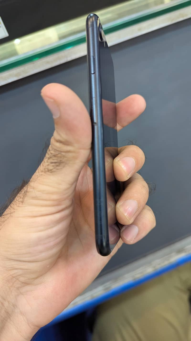 Apple iPhone SE 4