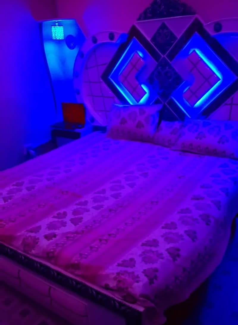 king size Double bed 3