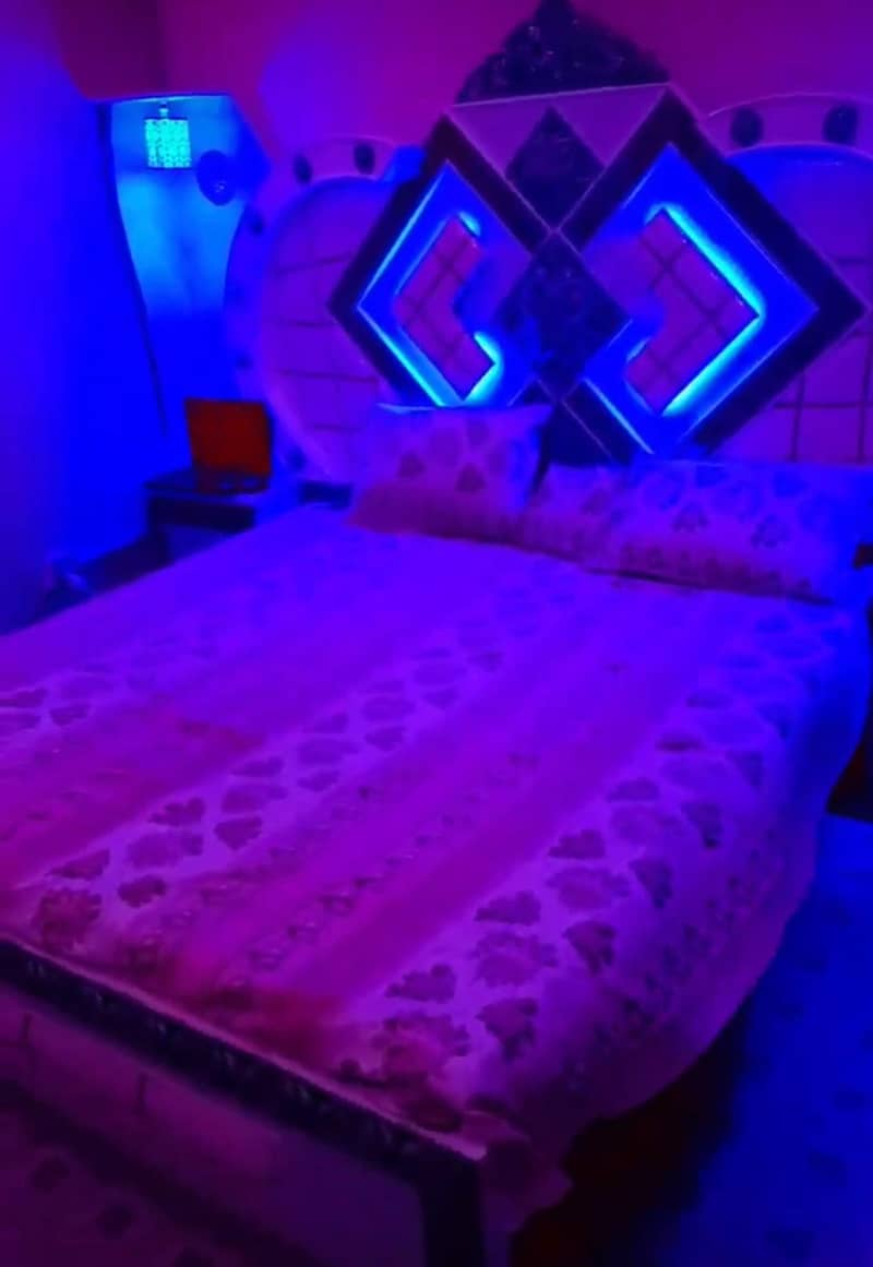 king size Double bed 5