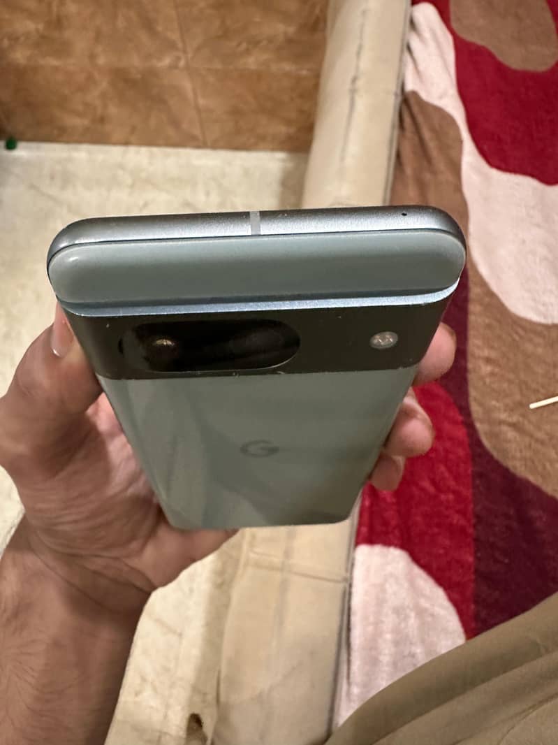 Google Pixel 8 3