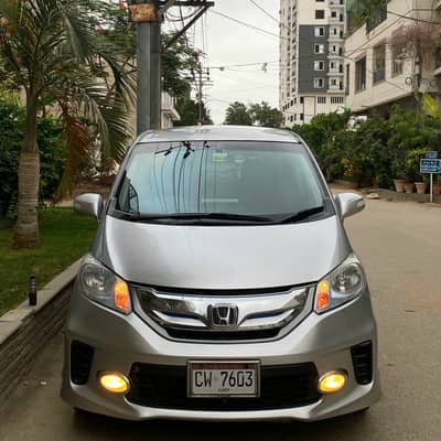 Honda Freed 2012