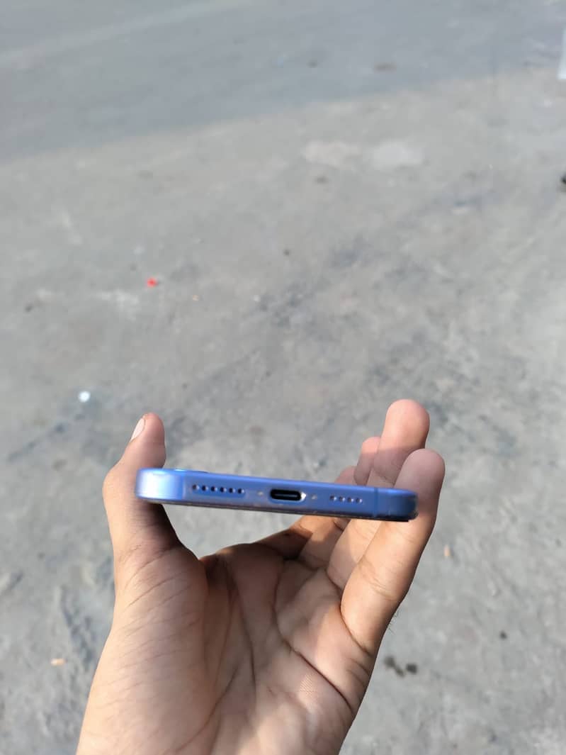 Apple iPhone 16 Plus 7