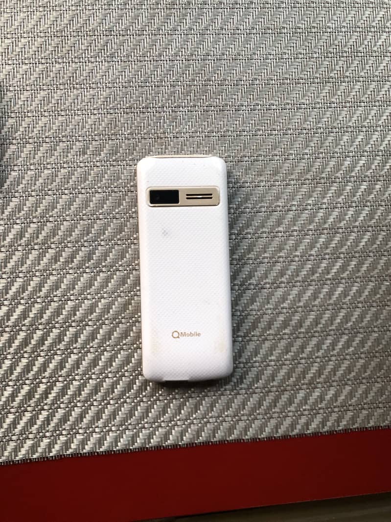 QMobile something 0