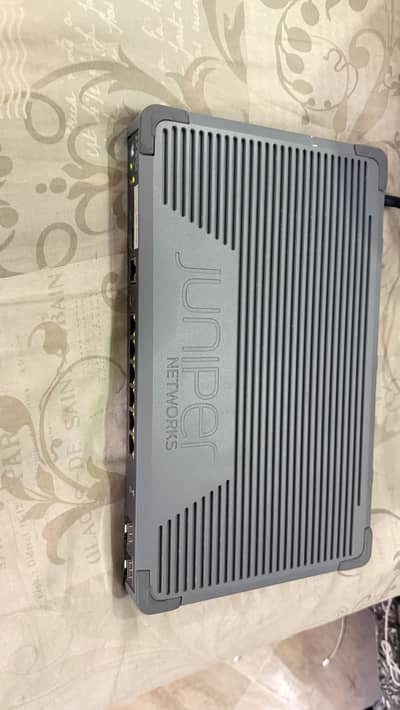 Juniper SRX300 Services Gateway - Enterprise Firewall Router
