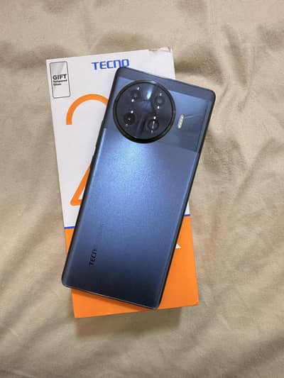Tecno Spark 20 Pro Plus