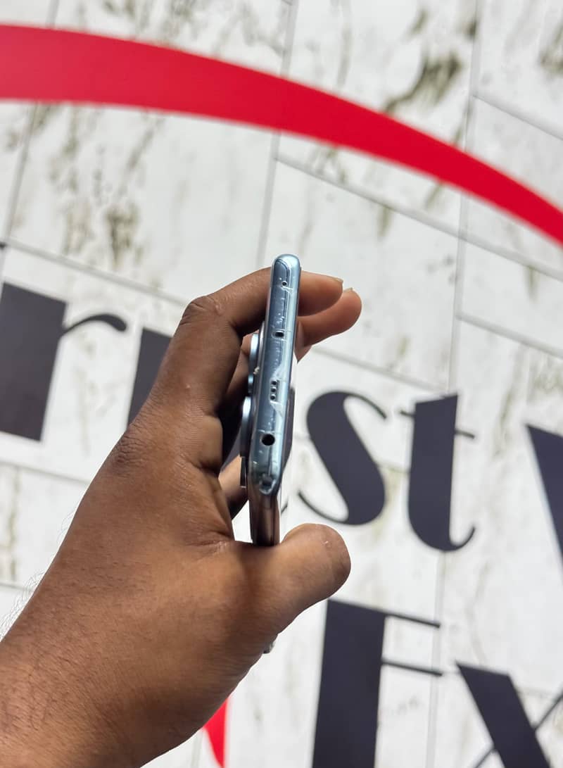 Xiaomi Redmi Note 14 Pro Plus 2