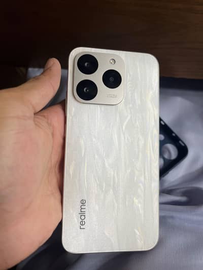 Realme 15T