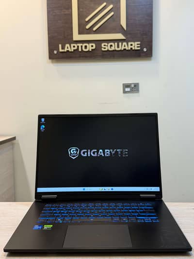 GIGABYTE GAMING A16 i7 13th Gen 16GB RAM 1TB SSD 8GB RTX 5060