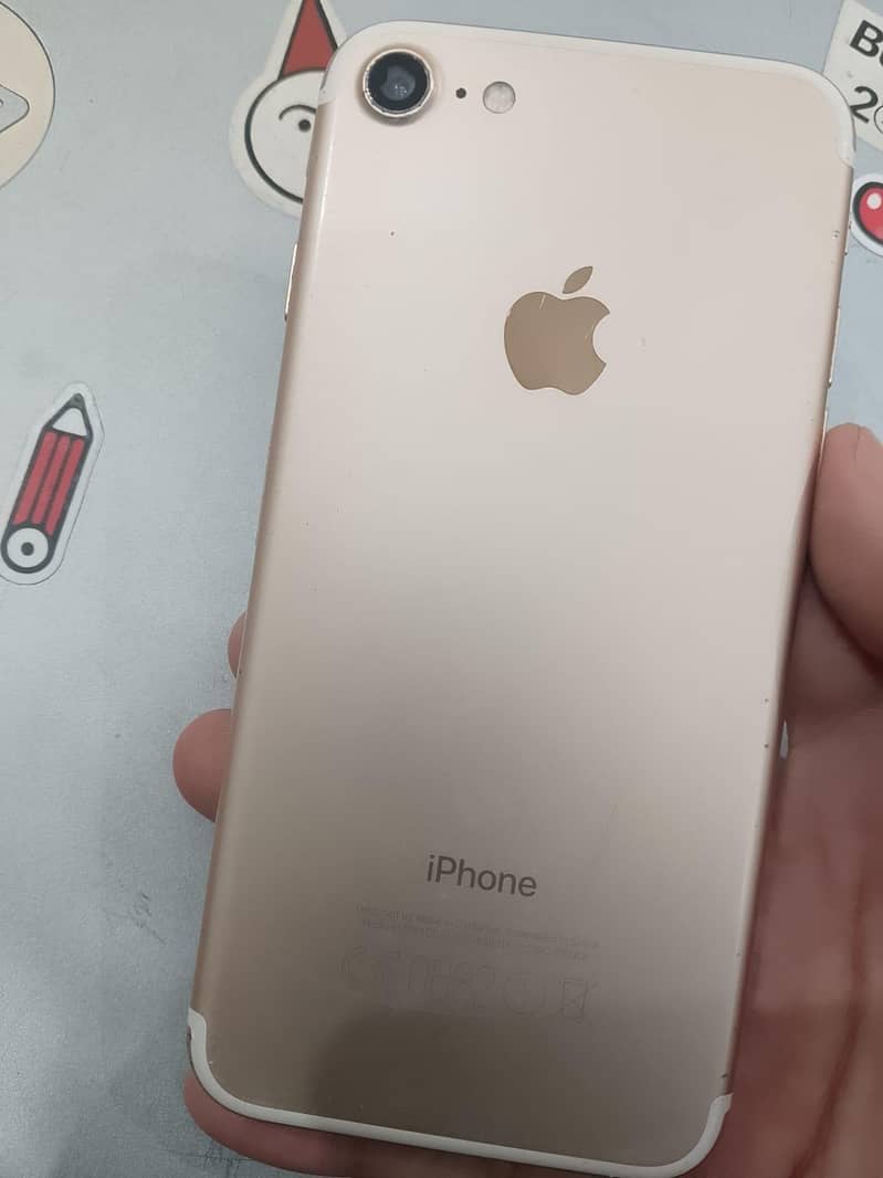 Apple iPhone 7 0