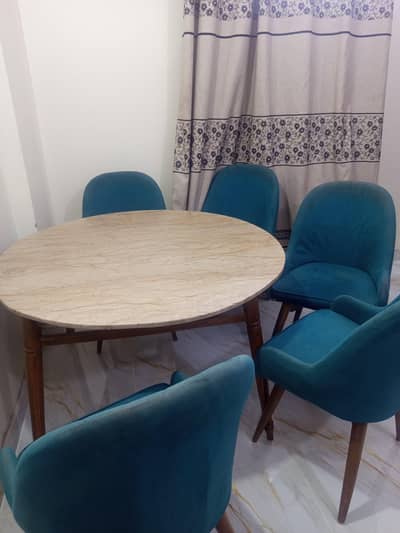 dinning table