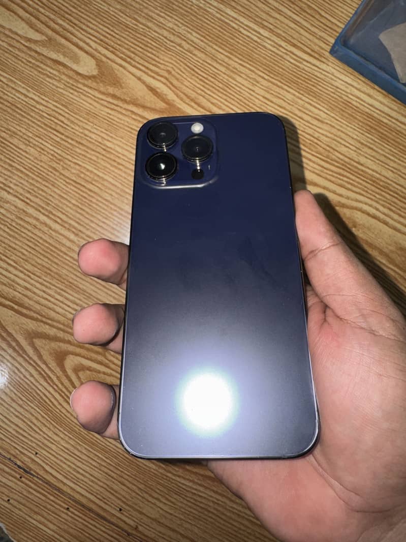 Apple iPhone 14 Pro Max 8