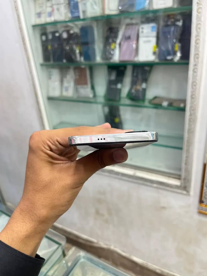 Tecno CAMON 20 1