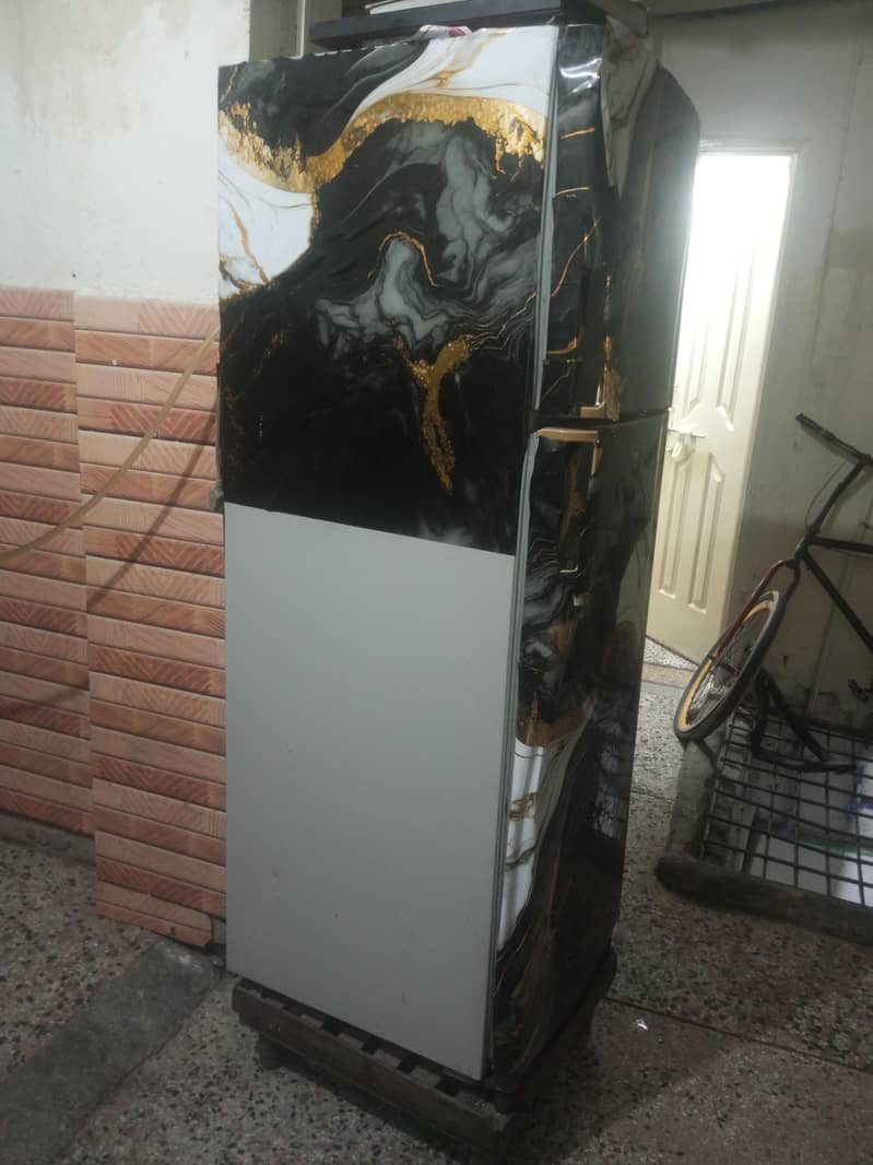 Refrigerator 1