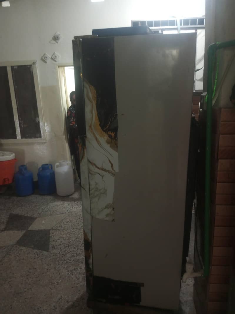 Refrigerator 2