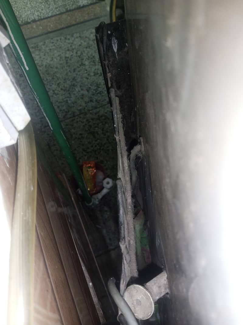 Refrigerator 5