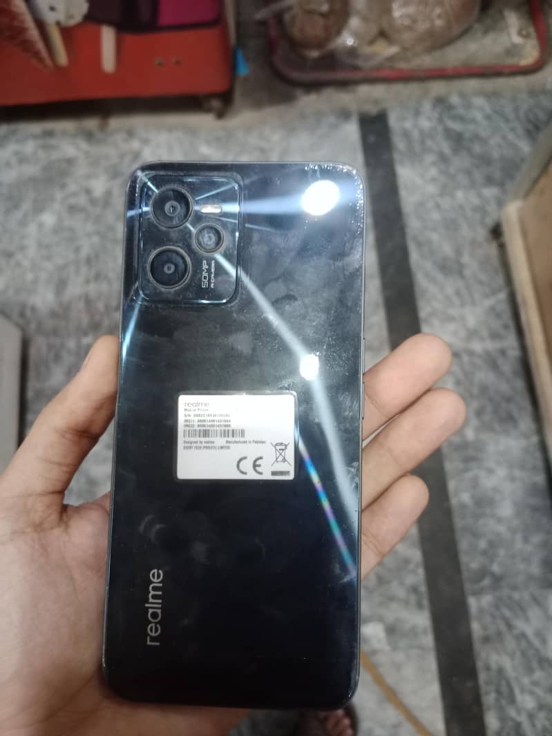 Realme C35 1