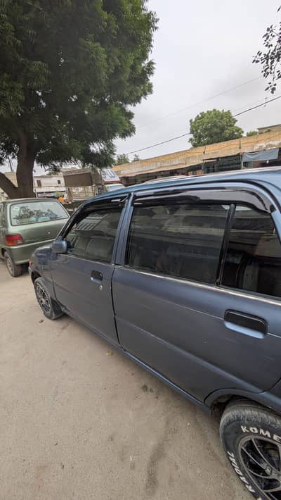 Daihatsu Cuore 2002