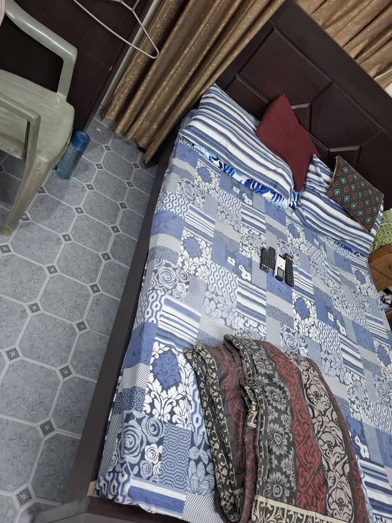 bed for sell with mattress 1