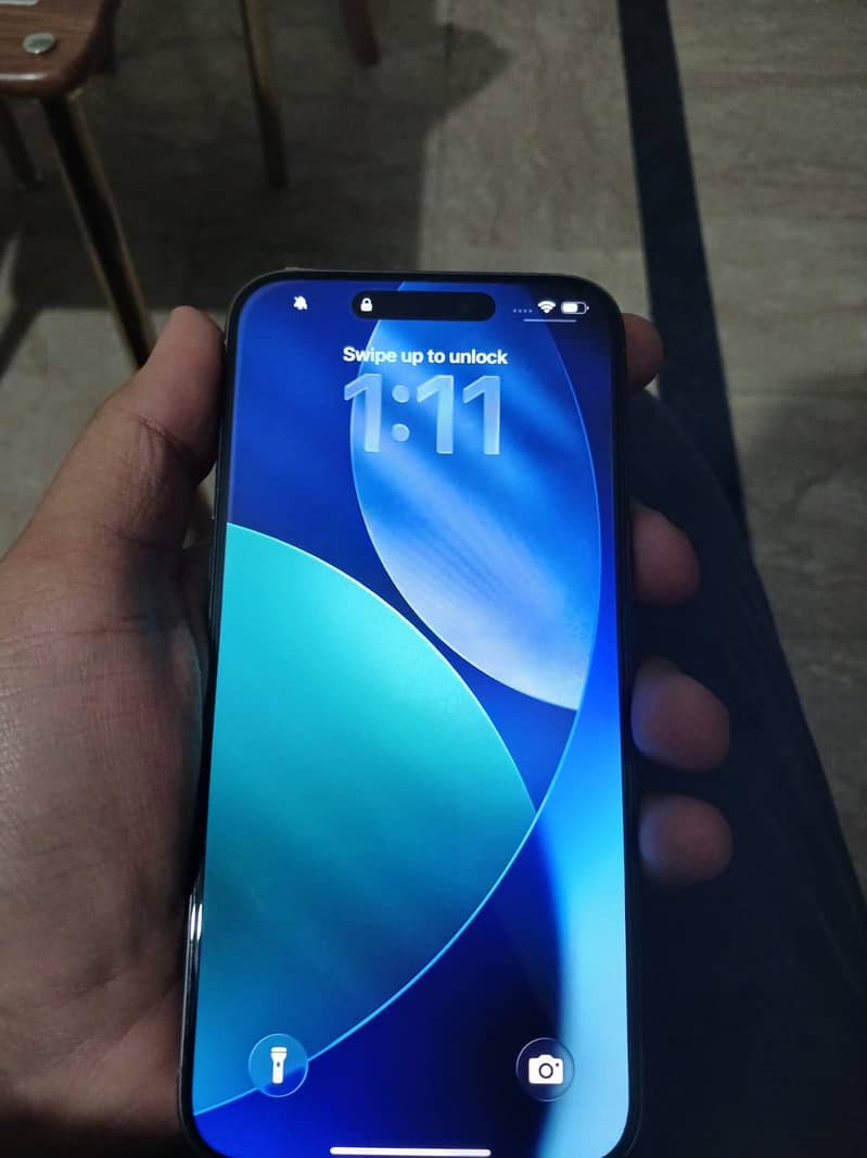 Apple iPhone 15 Pro Max 3