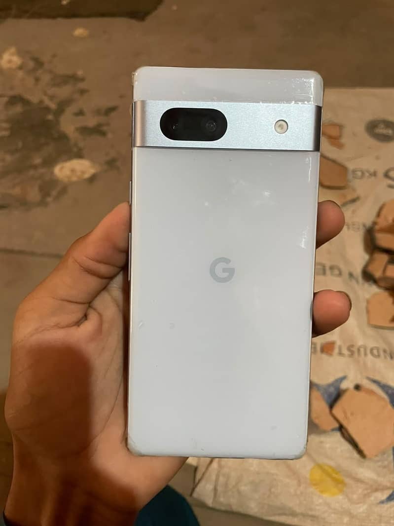 Google Pixel 7a 1