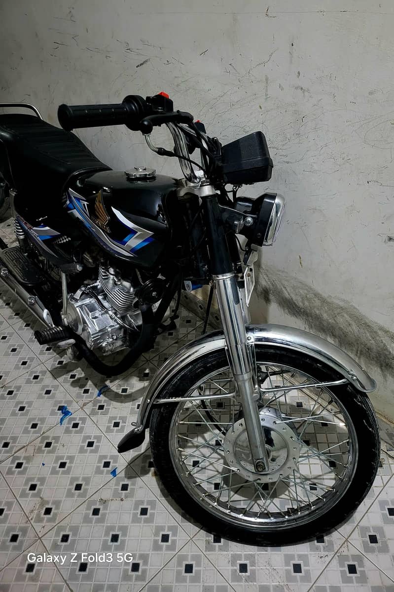 unique 125 10/10 2