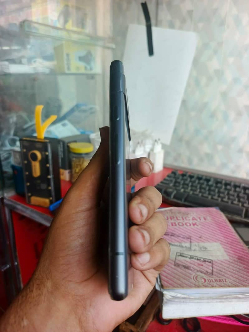 Google Pixel 7a 1