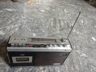 sanyo casstte & radio