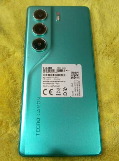 Tecno CAMON 40