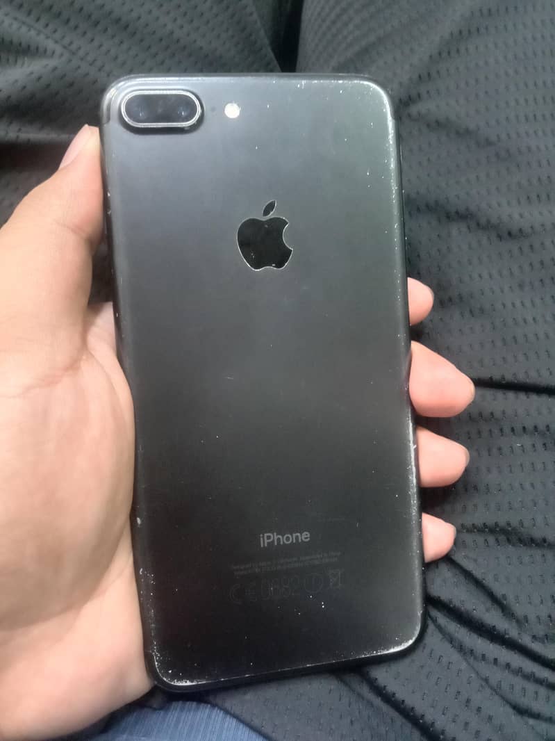 Apple iPhone 7 Plus 2