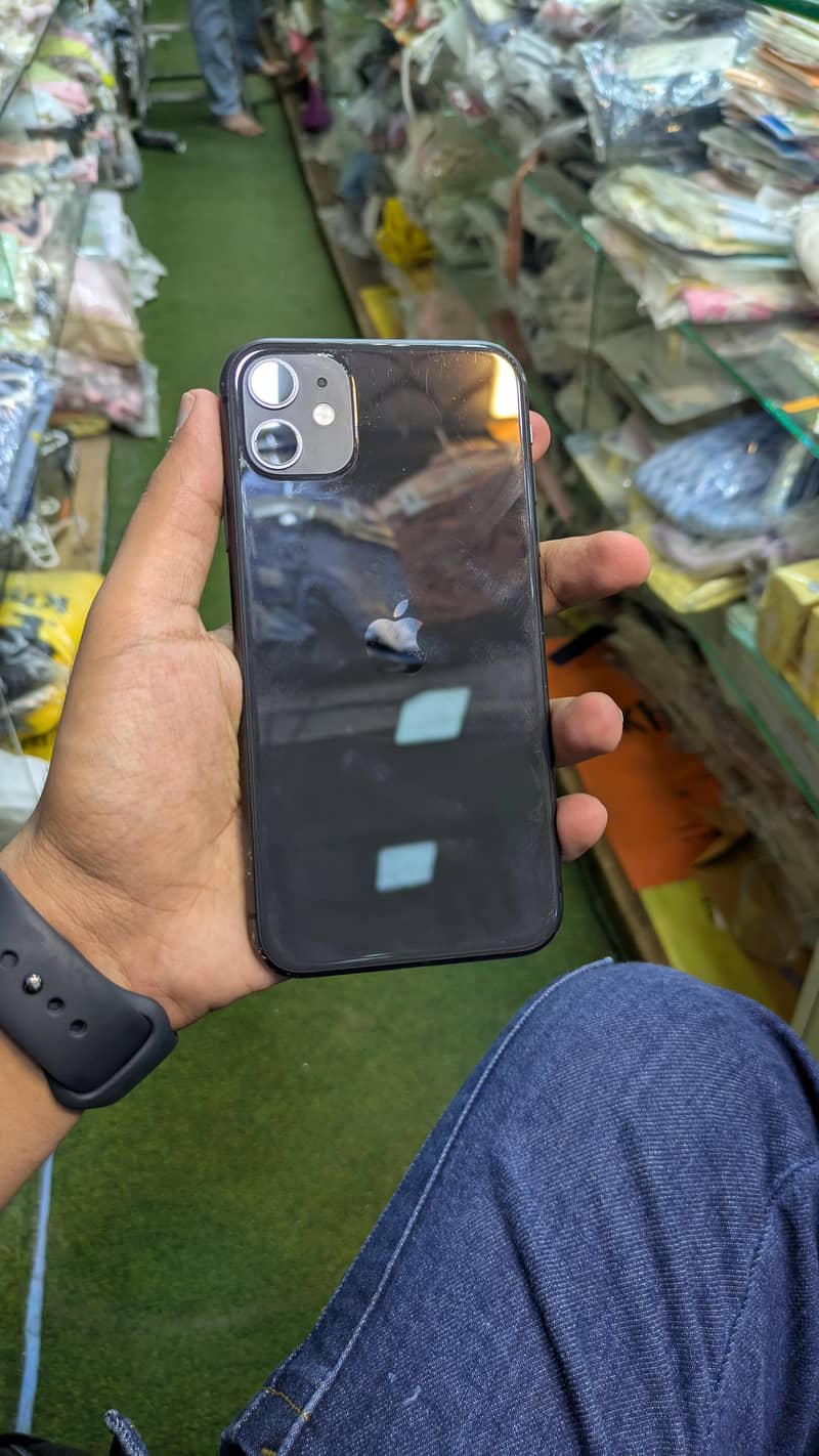 Apple iPhone 11 0