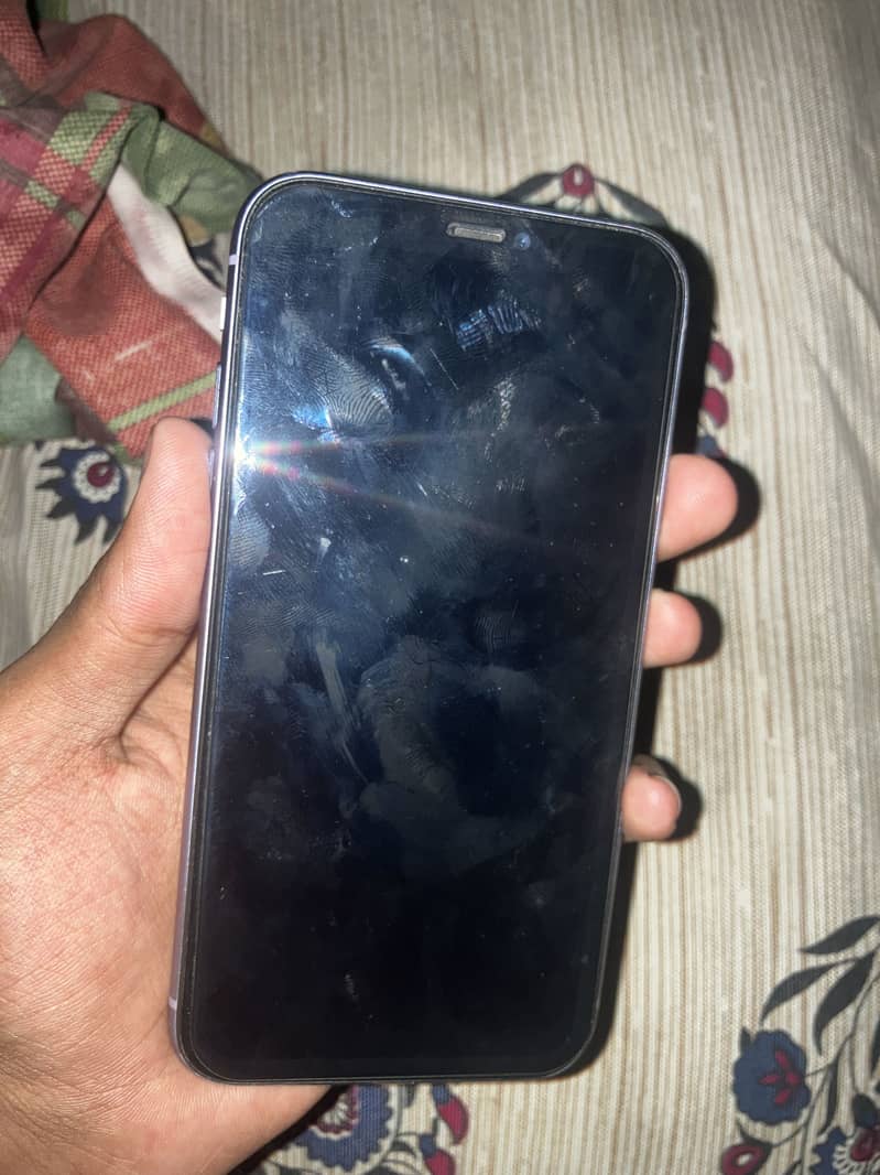 Apple iPhone 11 7