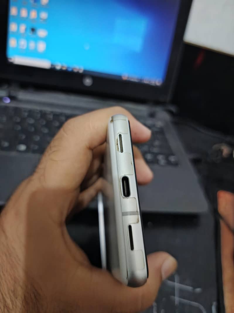 Google Pixel 7a 1
