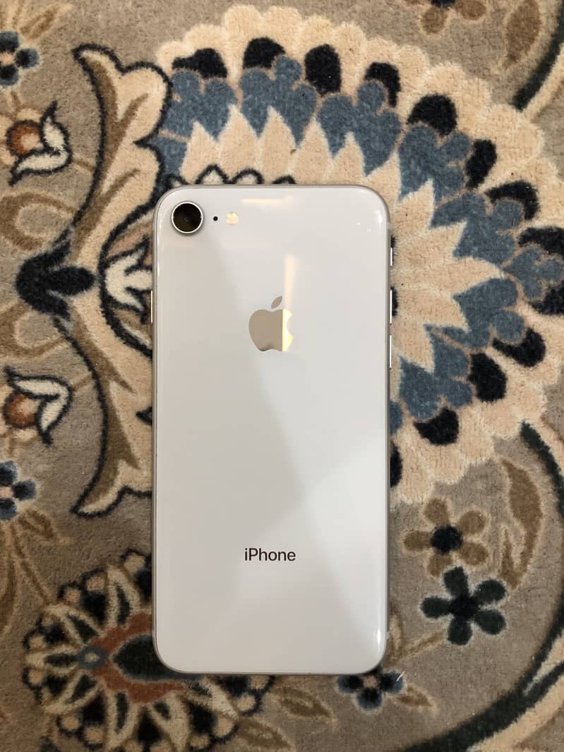 Apple iPhone 8 (Sim Time & Mint Condition) 0