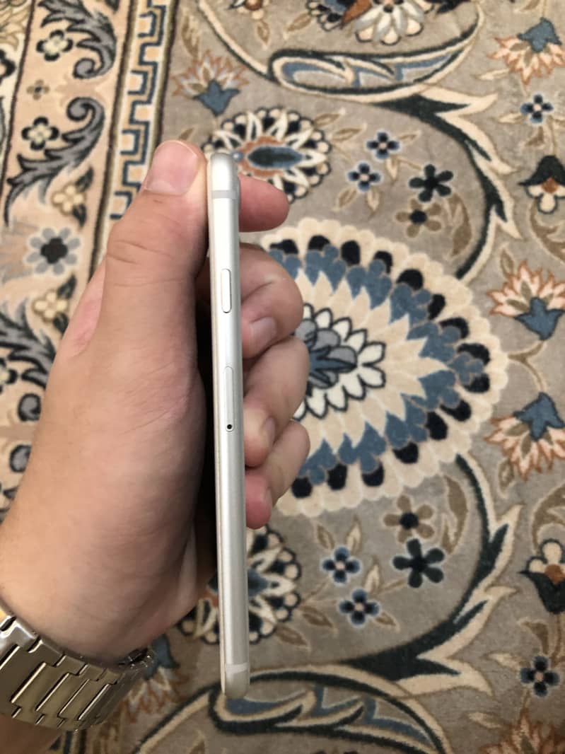 Apple iPhone 8 (Sim Time & Mint Condition) 8