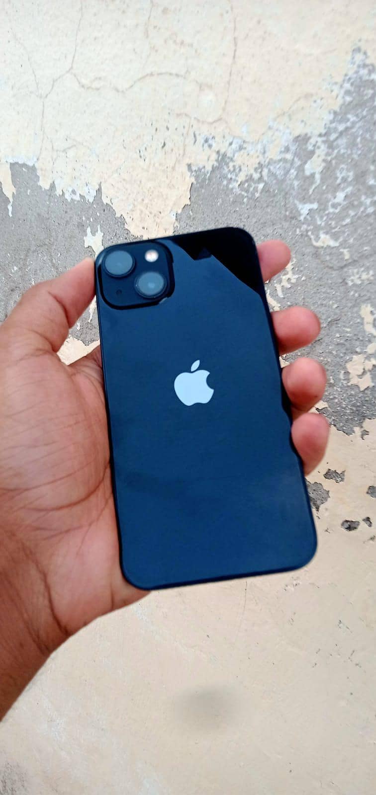 Apple iPhone 13 0