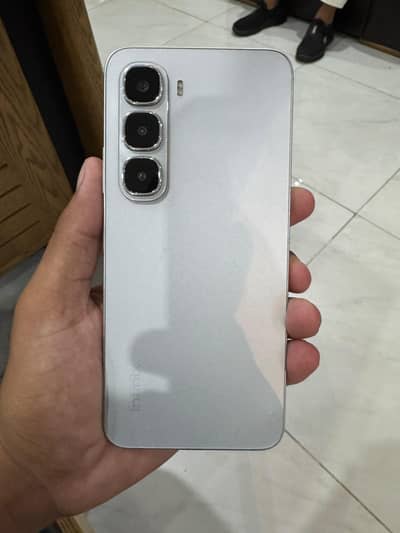 Infinix Hot 60i 6/128 GB