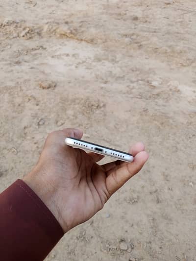 Apple iPhone SE 3 128GB FOR SALE